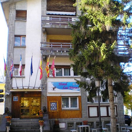 Auto Check In Hotel Las Nieves Jaca Extérieur photo